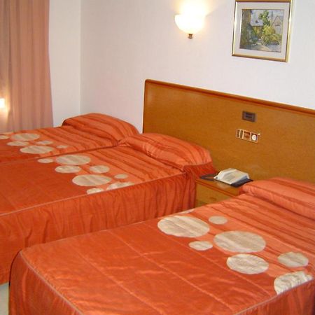 Hotel Lazaro Calamocha Zewnętrze zdjęcie