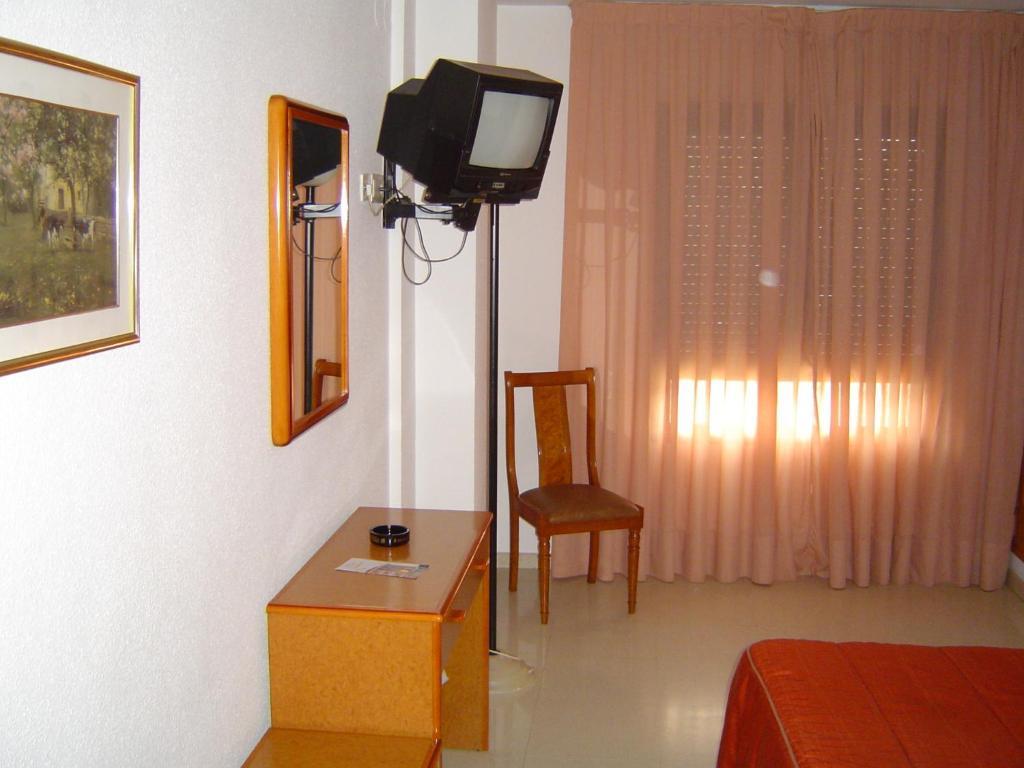 Hotel Lazaro Calamocha Zewnętrze zdjęcie
